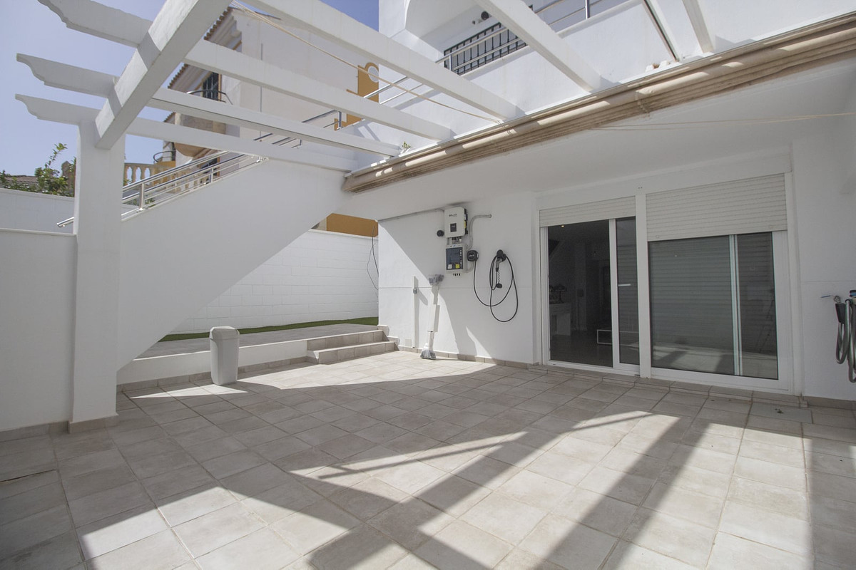 3 Bed Townhouse for sale in Benalmadena Costa Del Sol, Málaga, Spain