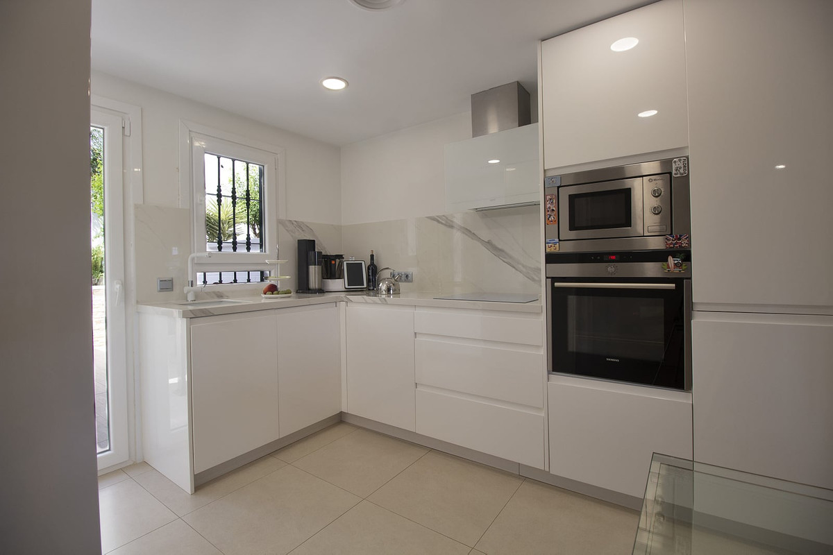3 Bed Townhouse for sale in Benalmadena Costa Del Sol, Málaga, Spain