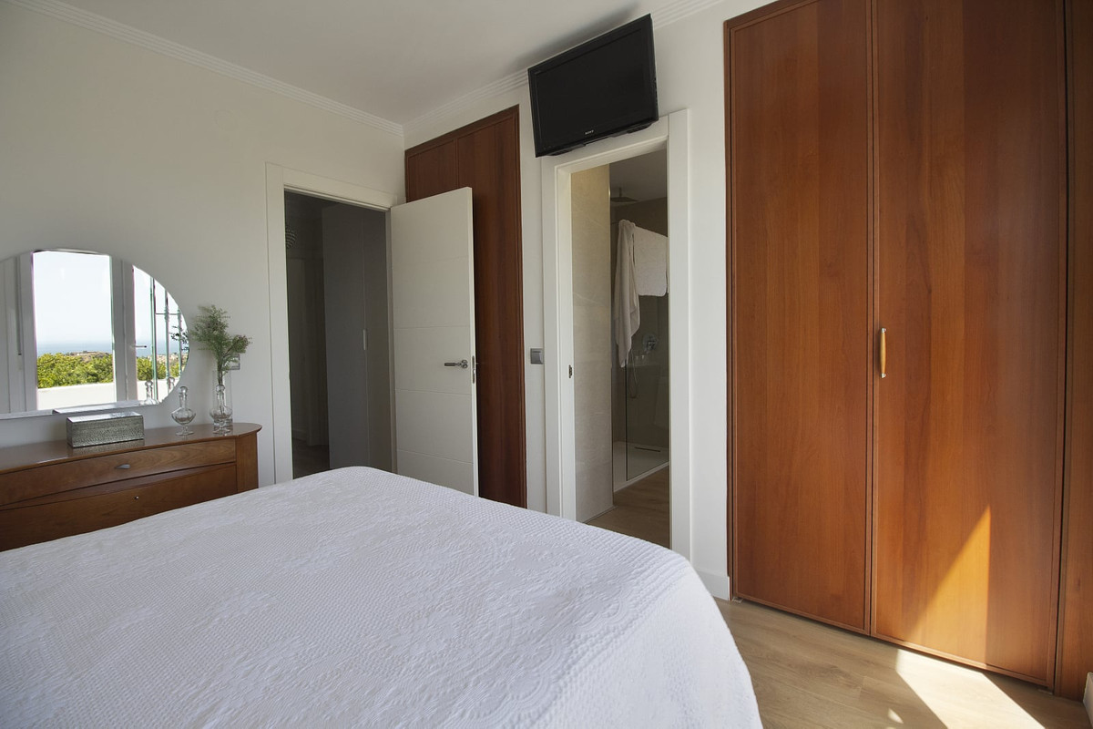 3 Bed Townhouse for sale in Benalmadena Costa Del Sol, Málaga, Spain