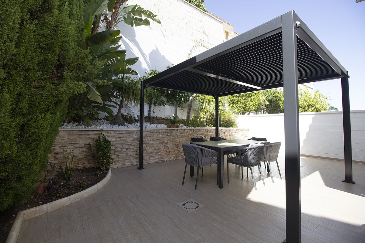 3 Bed Townhouse for sale in Benalmadena Costa Del Sol, Málaga, Spain