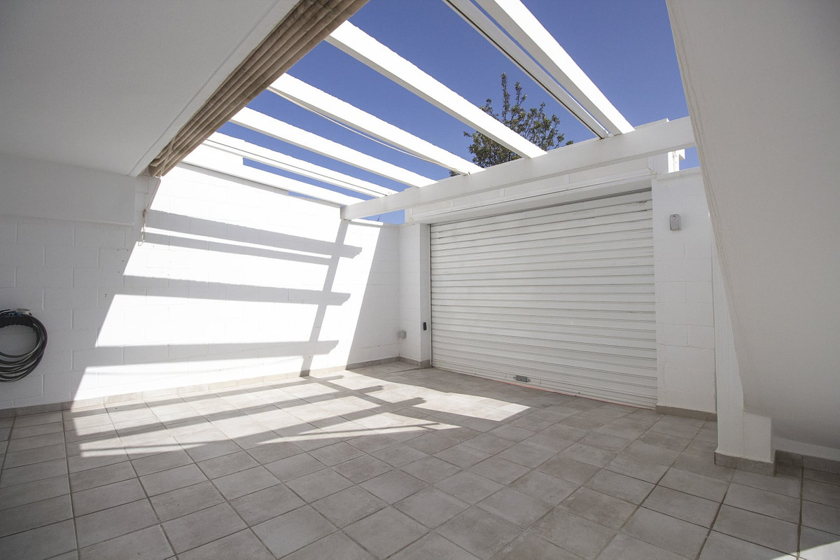 3 Bed Townhouse for sale in Benalmadena Costa Del Sol, Málaga, Spain