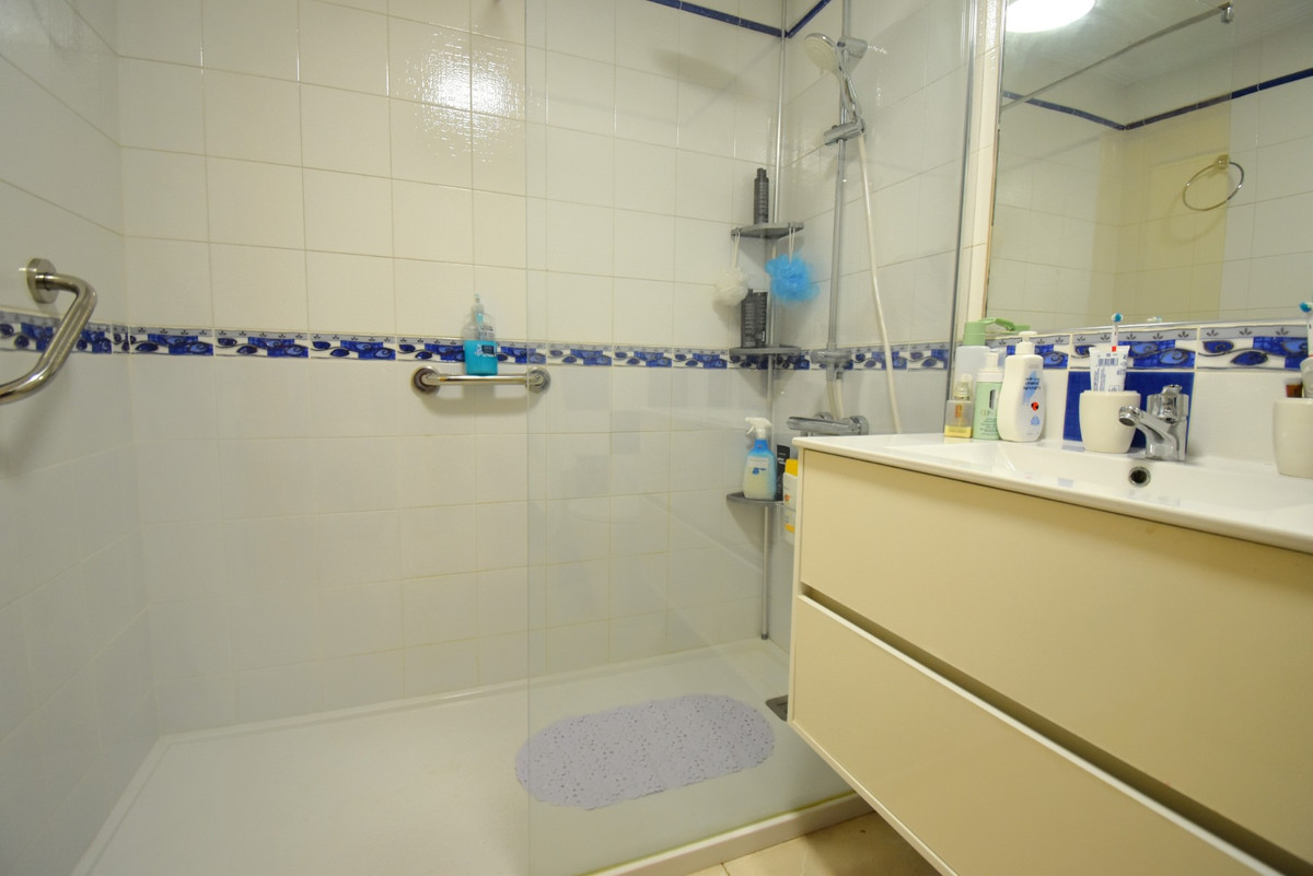 2 Bed Apartment for sale in Playa Flamenca Costa Blanca, Alicante, Spain