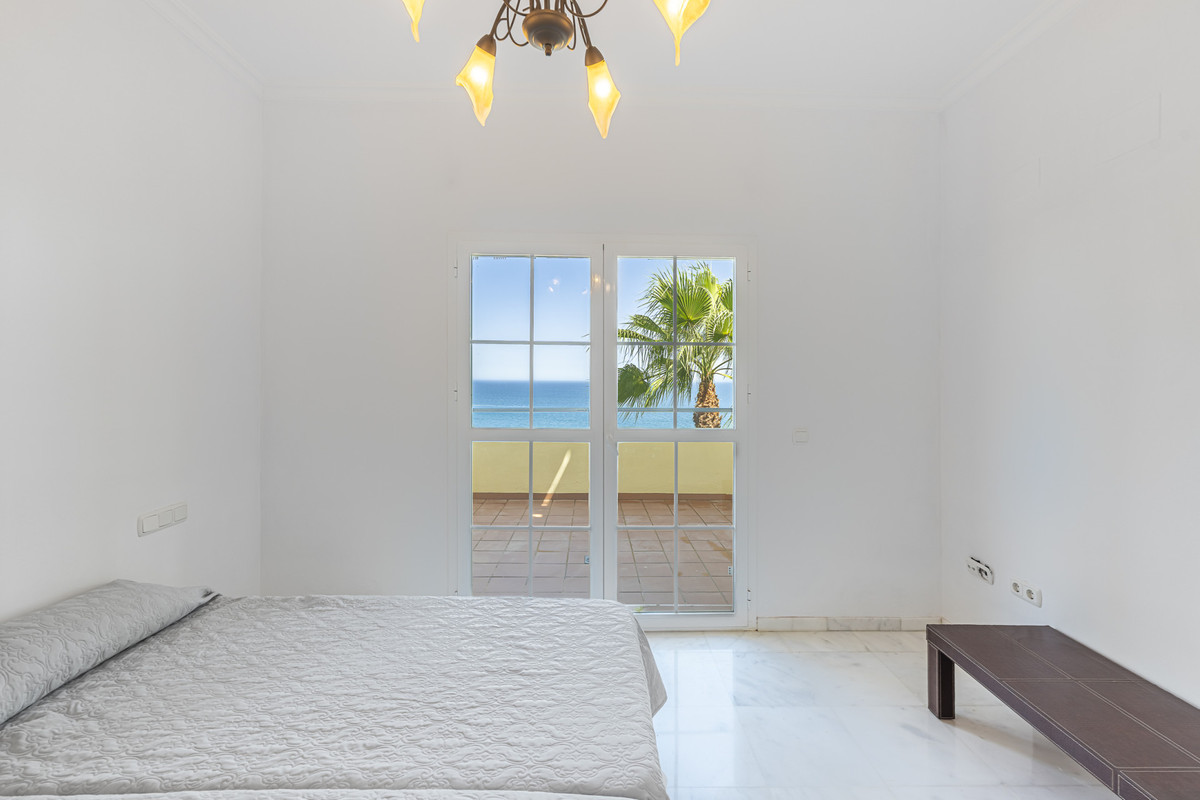 3 Bed Apartment for sale in Manilva Costa Del Sol, Málaga, Spain
