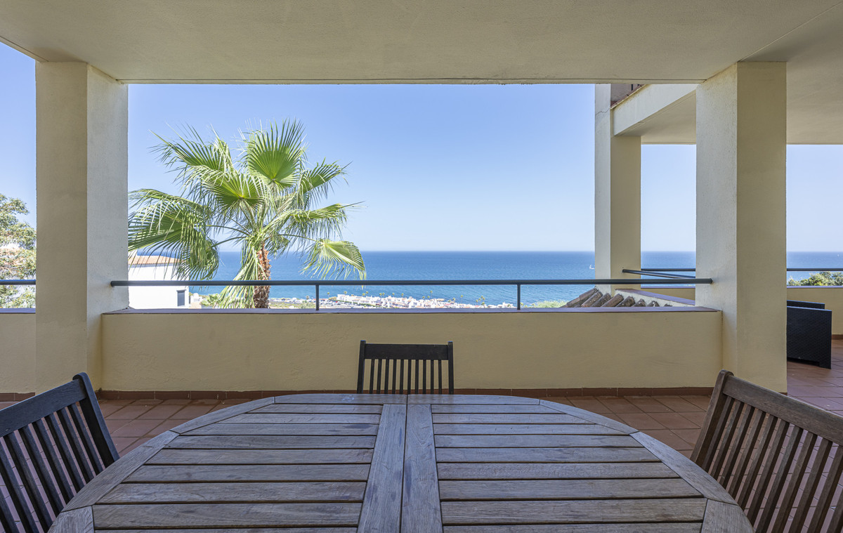 3 Bed Apartment for sale in Manilva Costa Del Sol, Málaga, Spain