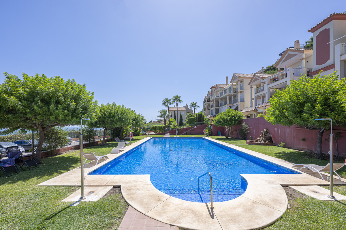 3 Bed Apartment for sale in Manilva Costa Del Sol, Málaga, Spain