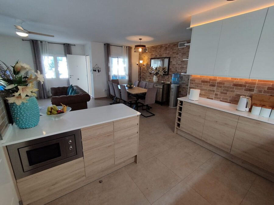 5 Bed Townhouse for sale in Torrevieja Costa Blanca, Alicante, Spain