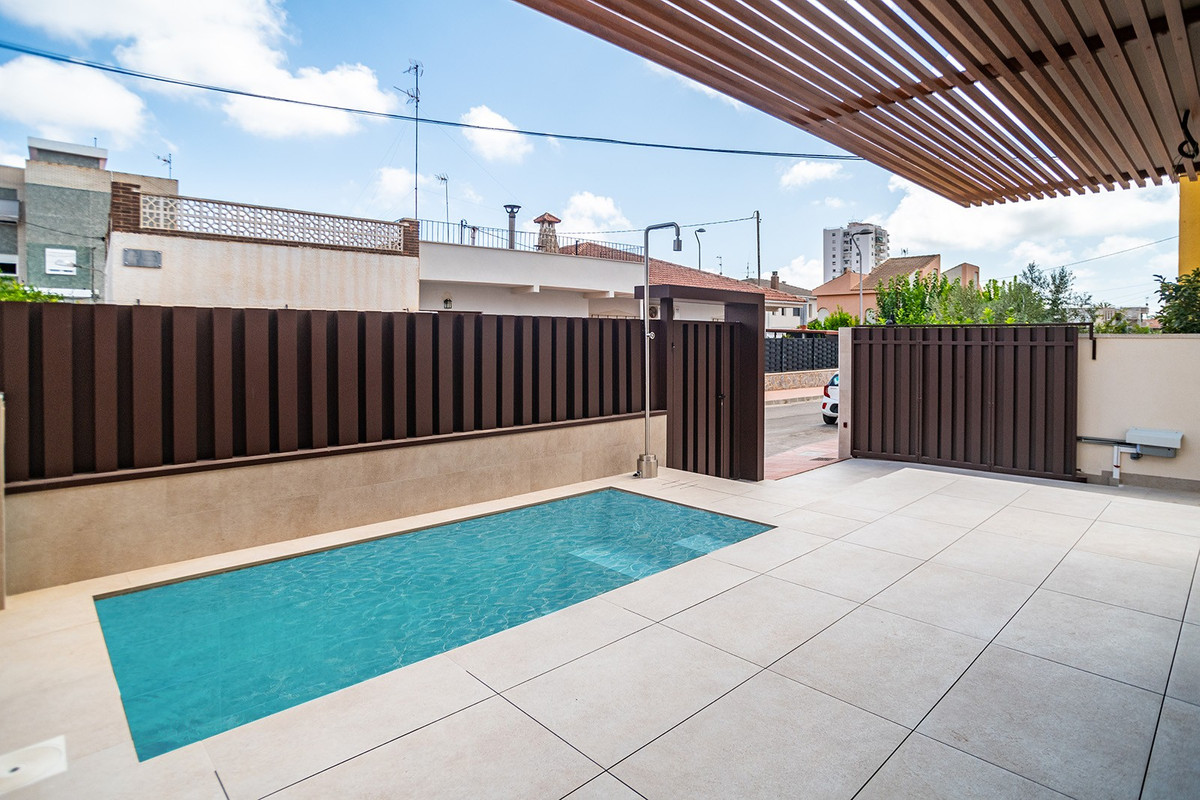 Se vende Villa - Chalet de 3 dormitorios en Costa Calida, Murcia, España