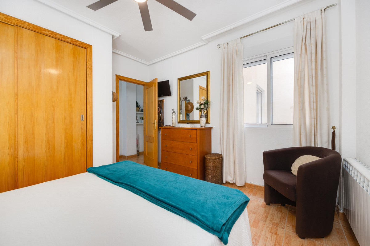 2 Bed Apartment for sale in Torrevieja Costa Blanca, Alicante, Spain