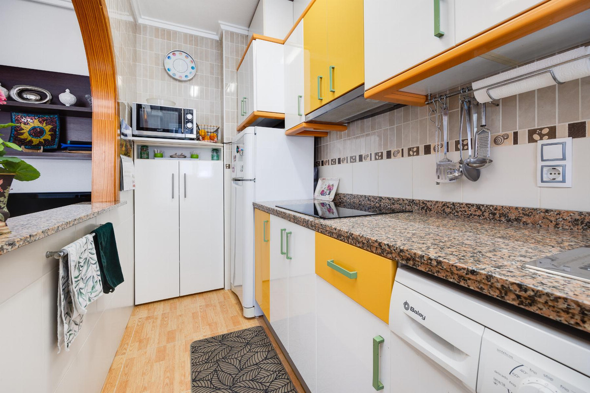 2 Bed Apartment for sale in Torrevieja Costa Blanca, Alicante, Spain