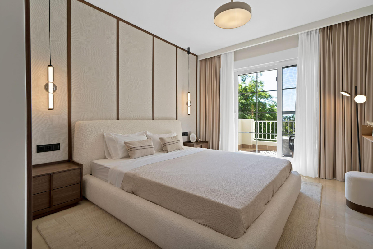 Se vende Apartamento Planta Media de 2 dormitorios en Costa Del Sol, Málaga, España