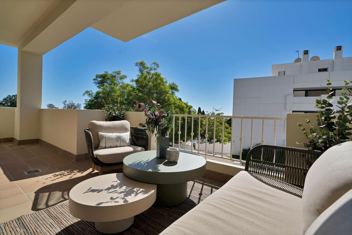 Se vende Apartamento Planta Media de 2 dormitorios en Costa Del Sol, Málaga, España