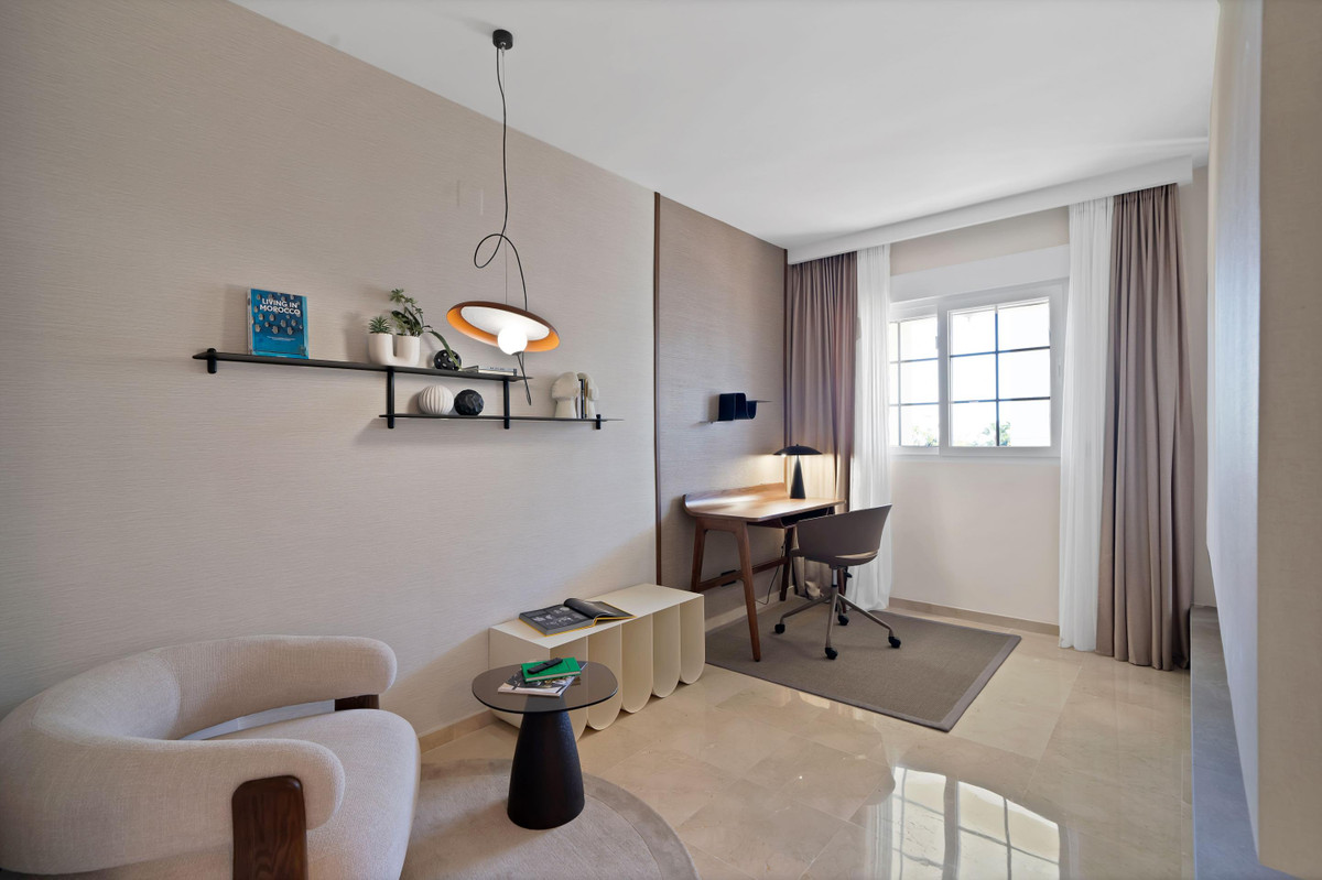 Se vende Apartamento Planta Media de 2 dormitorios en Costa Del Sol, Málaga, España