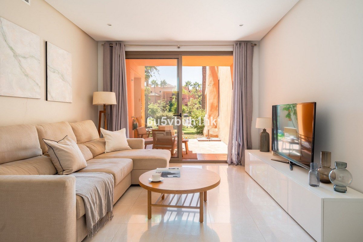 Se vende Apartamento Planta Baja de 2 dormitorios en Costa Del Sol, Málaga, España