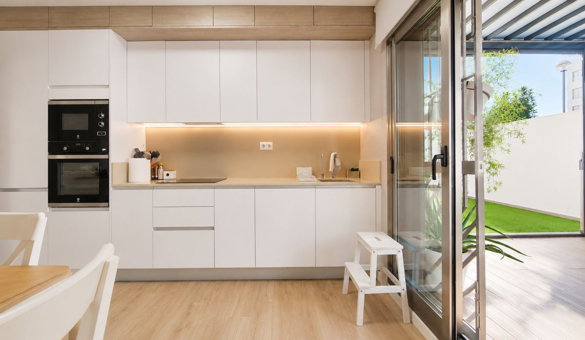 Se vende Apartamento Planta Baja de 4 dormitorios en Costa Del Sol, Málaga, España