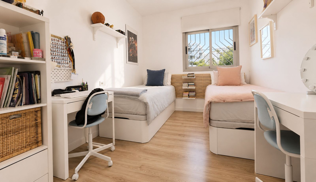 Se vende Apartamento Planta Baja de 4 dormitorios en Costa Del Sol, Málaga, España