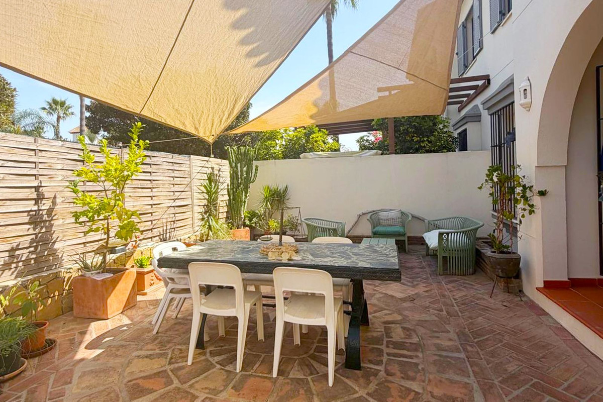 Se vende Adosada de 4 dormitorios en Costa Del Sol, Málaga, España
