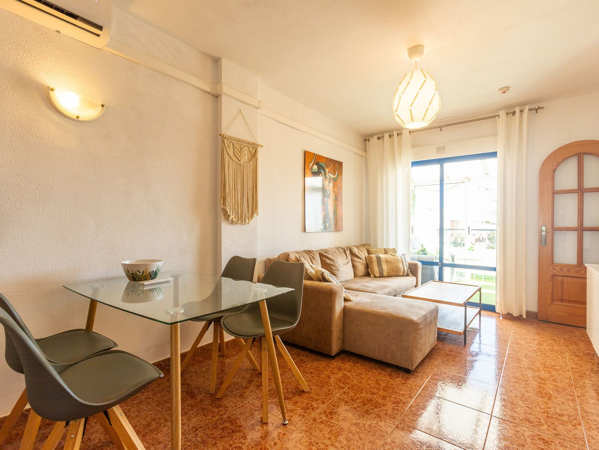 2 Bed Apartment for sale in Torrevieja Costa Blanca, Alicante, Spain