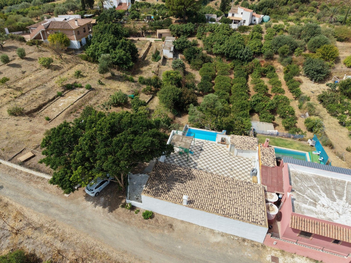 Se vende Finca - Cortijo de 2 dormitorios en Costa Del Sol, Málaga, España