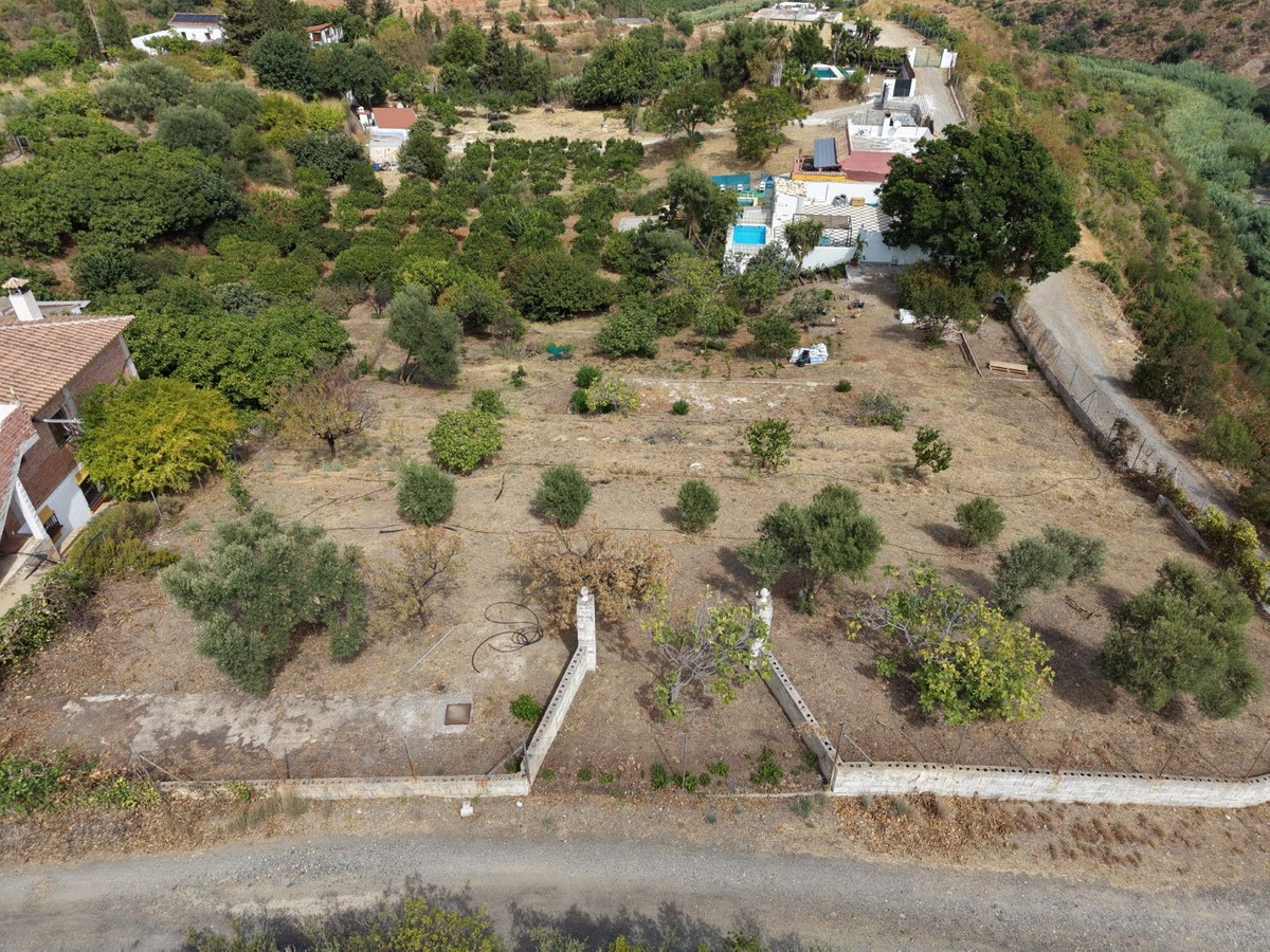 Se vende Finca - Cortijo de 2 dormitorios en Costa Del Sol, Málaga, España