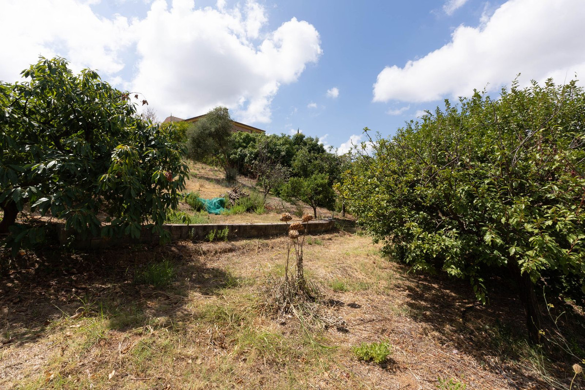 Se vende Finca - Cortijo de 2 dormitorios en Costa Del Sol, Málaga, España