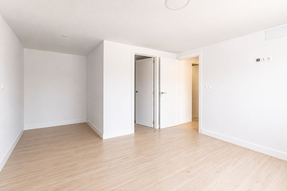 Se vende Finca - Cortijo de 2 dormitorios en Costa Del Sol, Málaga, España