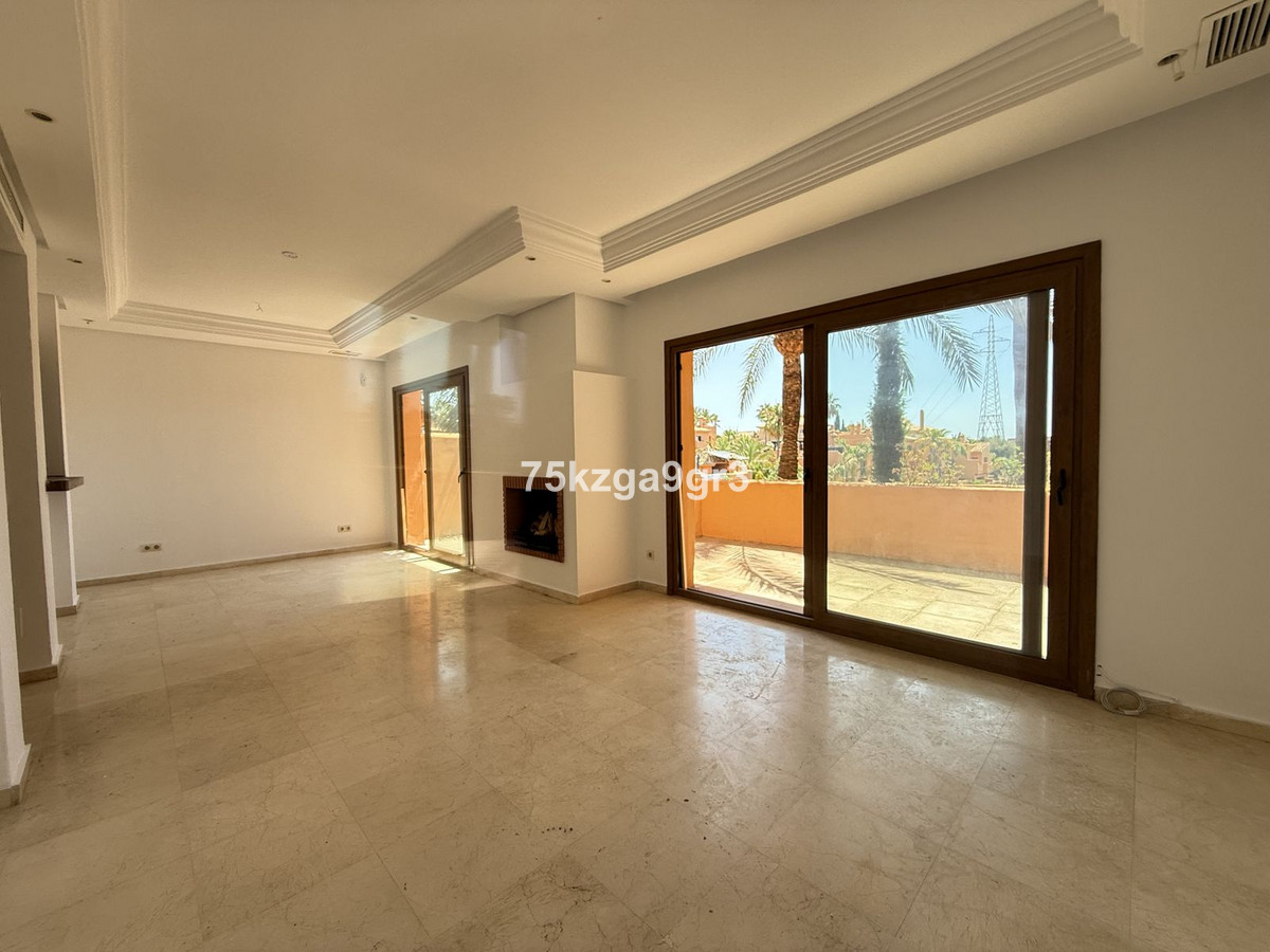 4 Bed Townhouse for sale in Mijas Costa Costa Del Sol, Málaga, Spain
