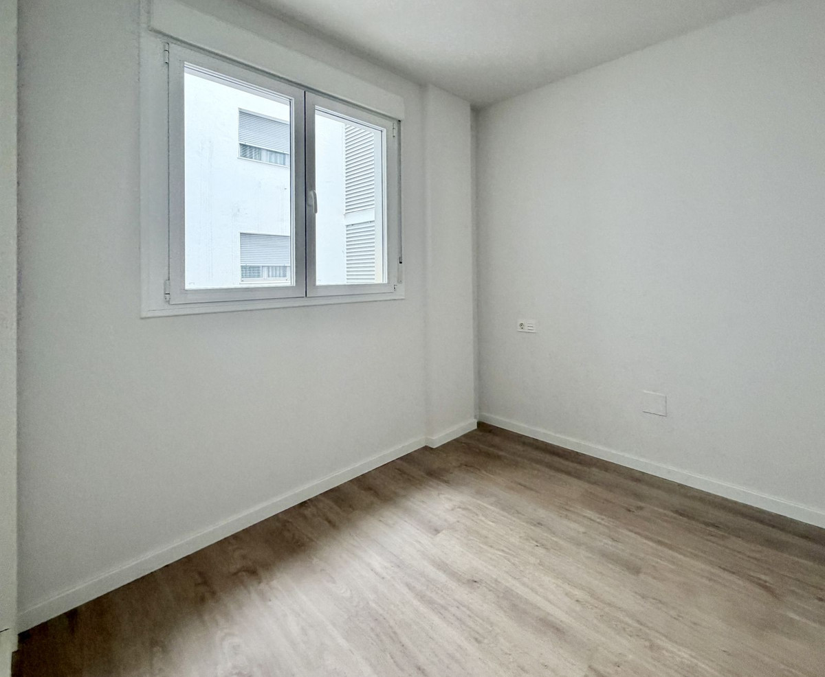 3 Bed Apartment for sale in Nueva Andalucía Costa Del Sol, Málaga, Spain