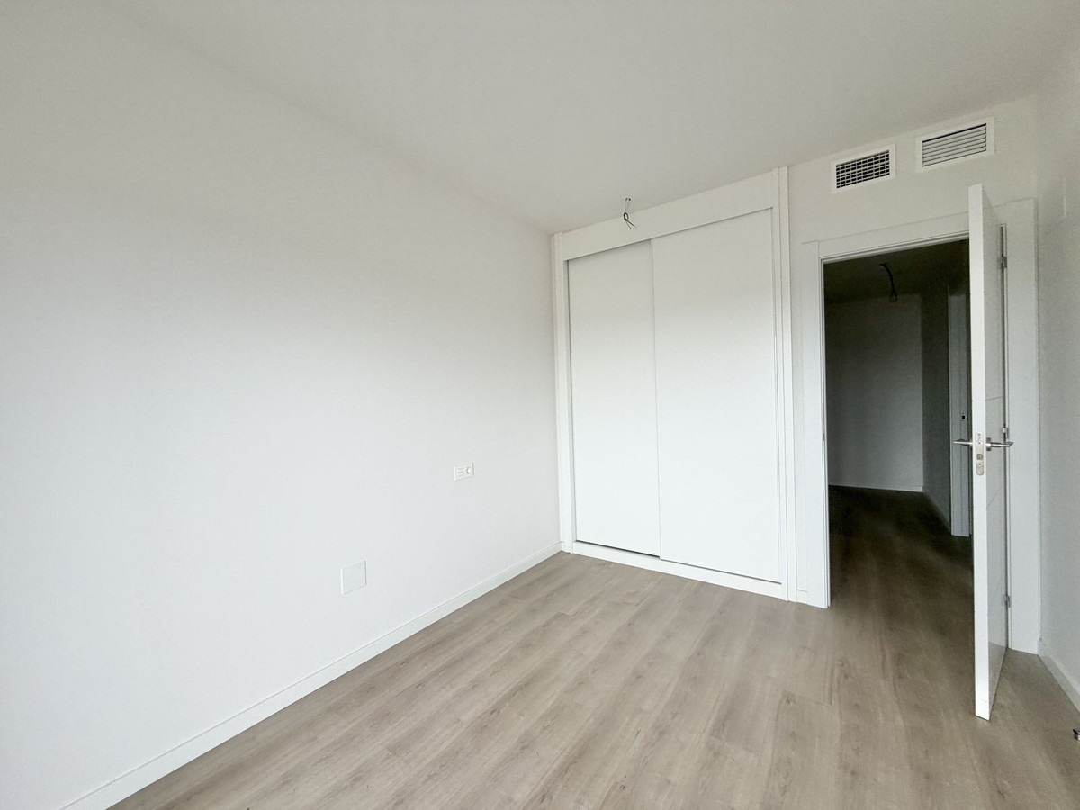 3 Bed Apartment for sale in Nueva Andalucía Costa Del Sol, Málaga, Spain
