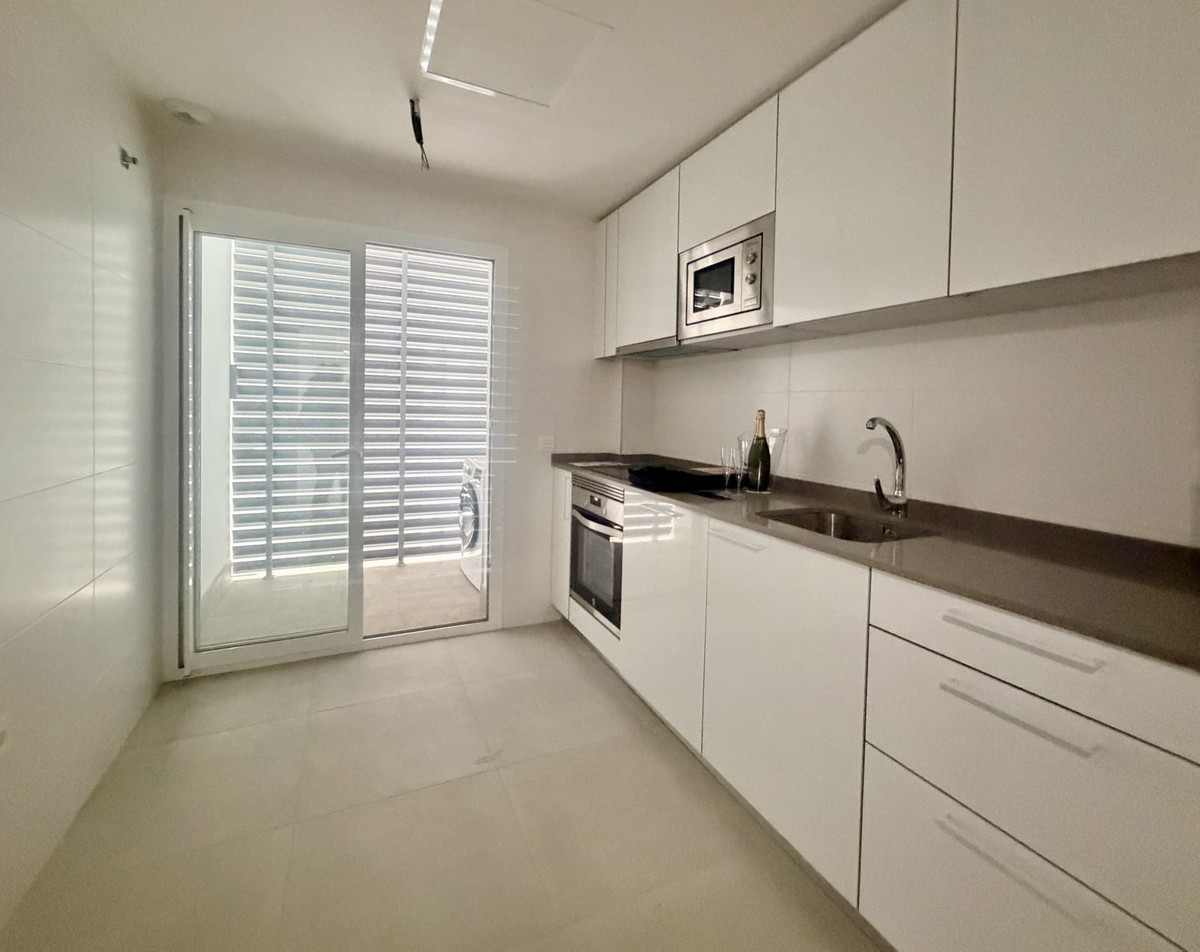 3 Bed Apartment for sale in Nueva Andalucía Costa Del Sol, Málaga, Spain