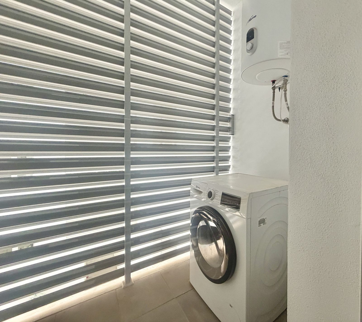3 Bed Apartment for sale in Nueva Andalucía Costa Del Sol, Málaga, Spain
