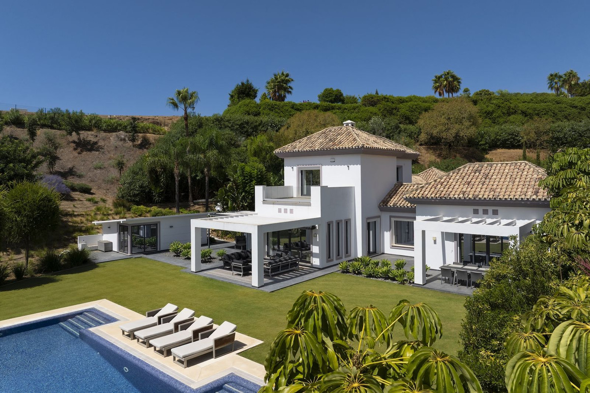 Se vende Villa - Chalet de 4 dormitorios en Costa Del Sol, Málaga, España