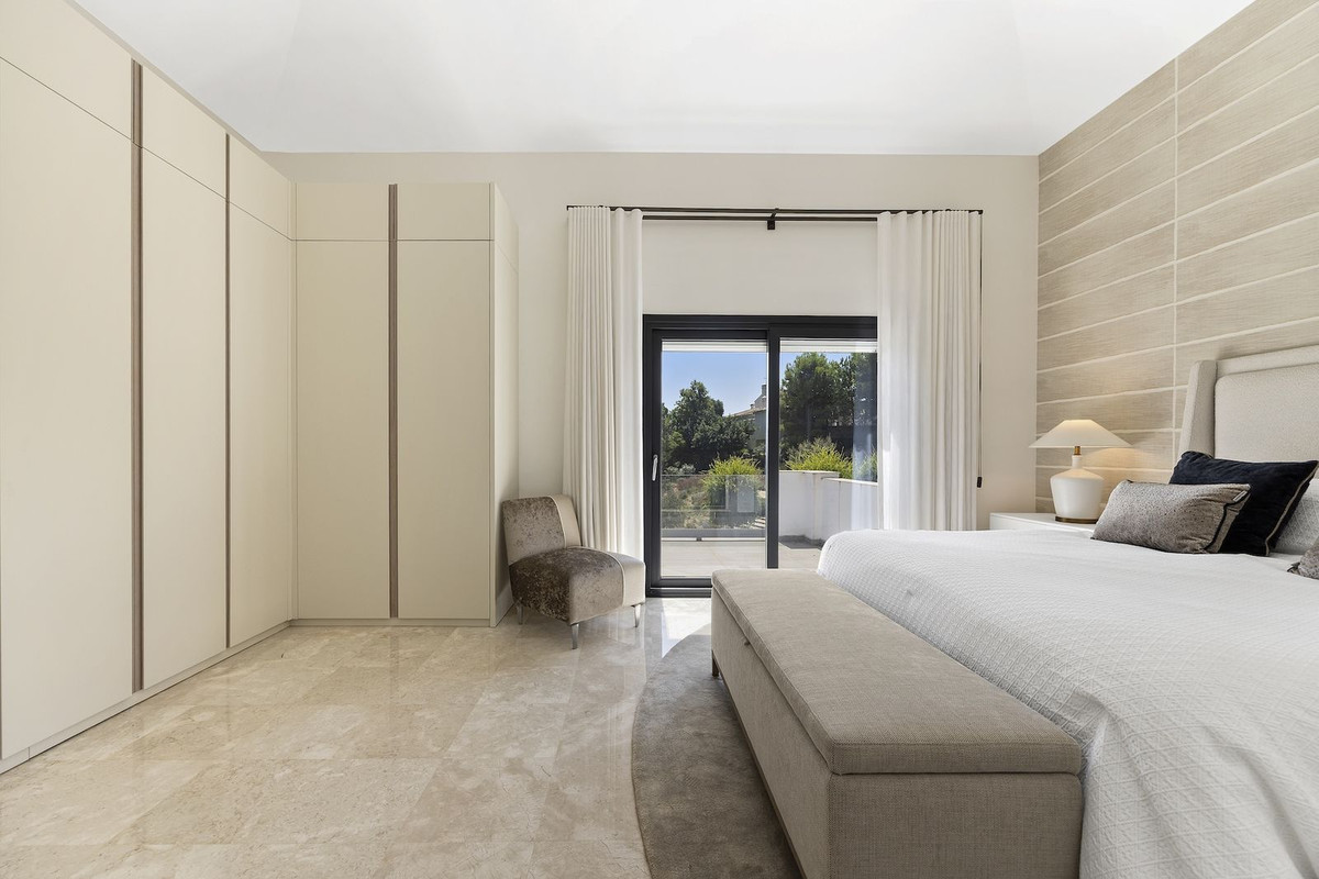 Se vende Villa - Chalet de 4 dormitorios en Costa Del Sol, Málaga, España