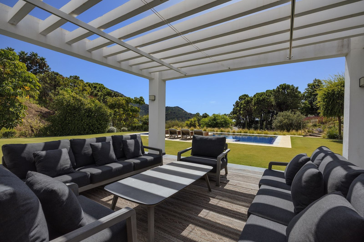 Se vende Villa - Chalet de 4 dormitorios en Costa Del Sol, Málaga, España