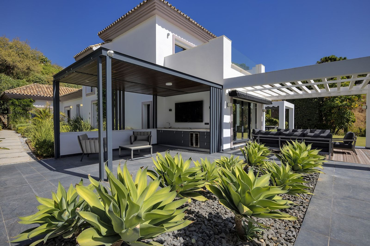 Se vende Villa - Chalet de 4 dormitorios en Costa Del Sol, Málaga, España