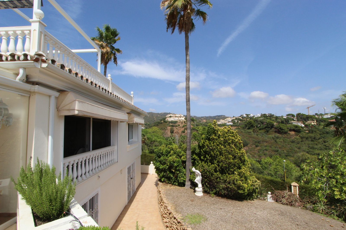 Se vende Villa - Chalet de 4 dormitorios en Costa Del Sol, Málaga, España
