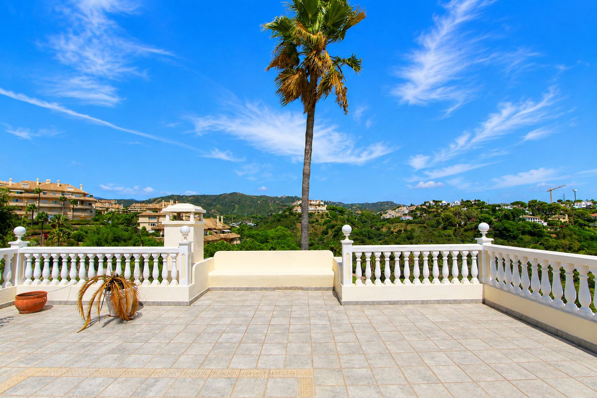 Se vende Villa - Chalet de 4 dormitorios en Costa Del Sol, Málaga, España