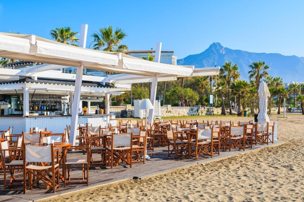 Se vende Apartamento Planta Media de 2 dormitorios en Costa Del Sol, Málaga, España