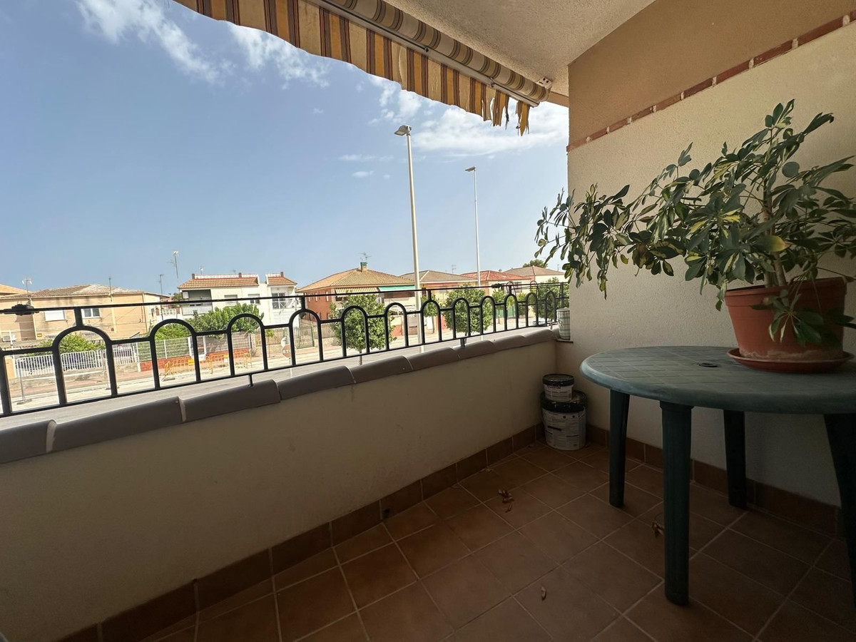 Se vende Apartamento Planta Media de 2 dormitorios en Costa Calida, Murcia, España