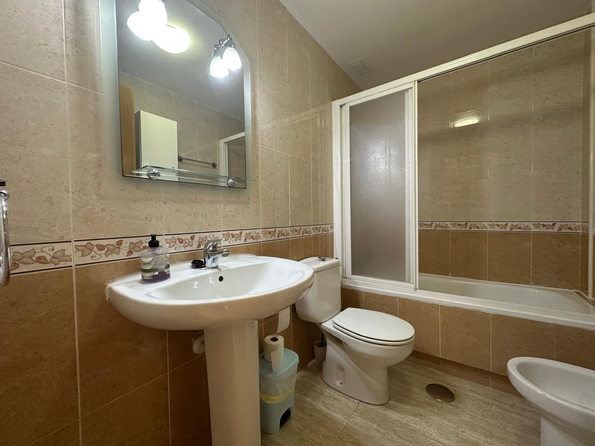 Se vende Apartamento Planta Media de 2 dormitorios en Costa Calida, Murcia, España