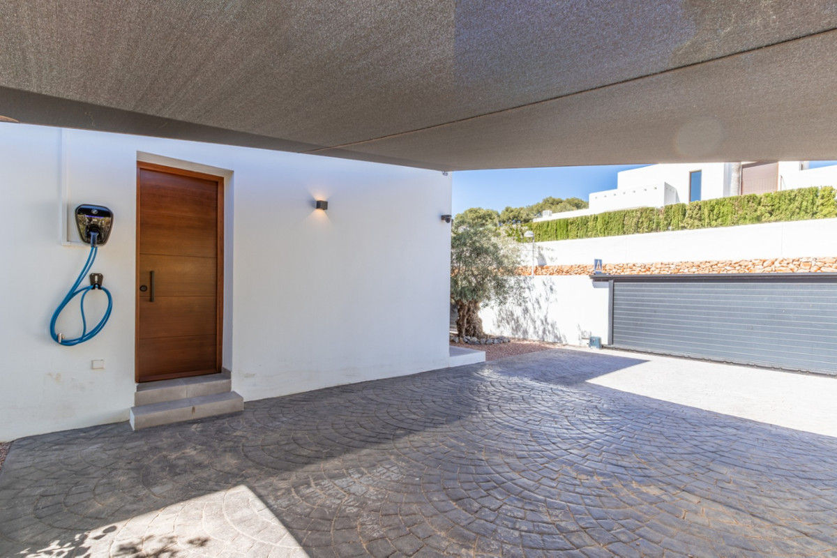 3 Bed Townhouse for sale in Moraira Costa Blanca, Alicante, Spain