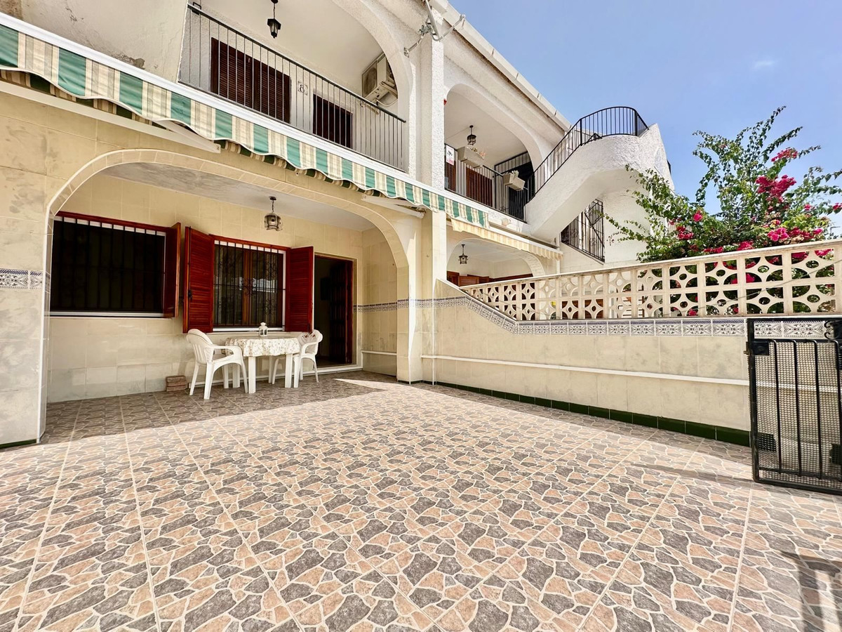 Se vende Apartamento Planta Media de 2 dormitorios en Costa Calida, Murcia, España