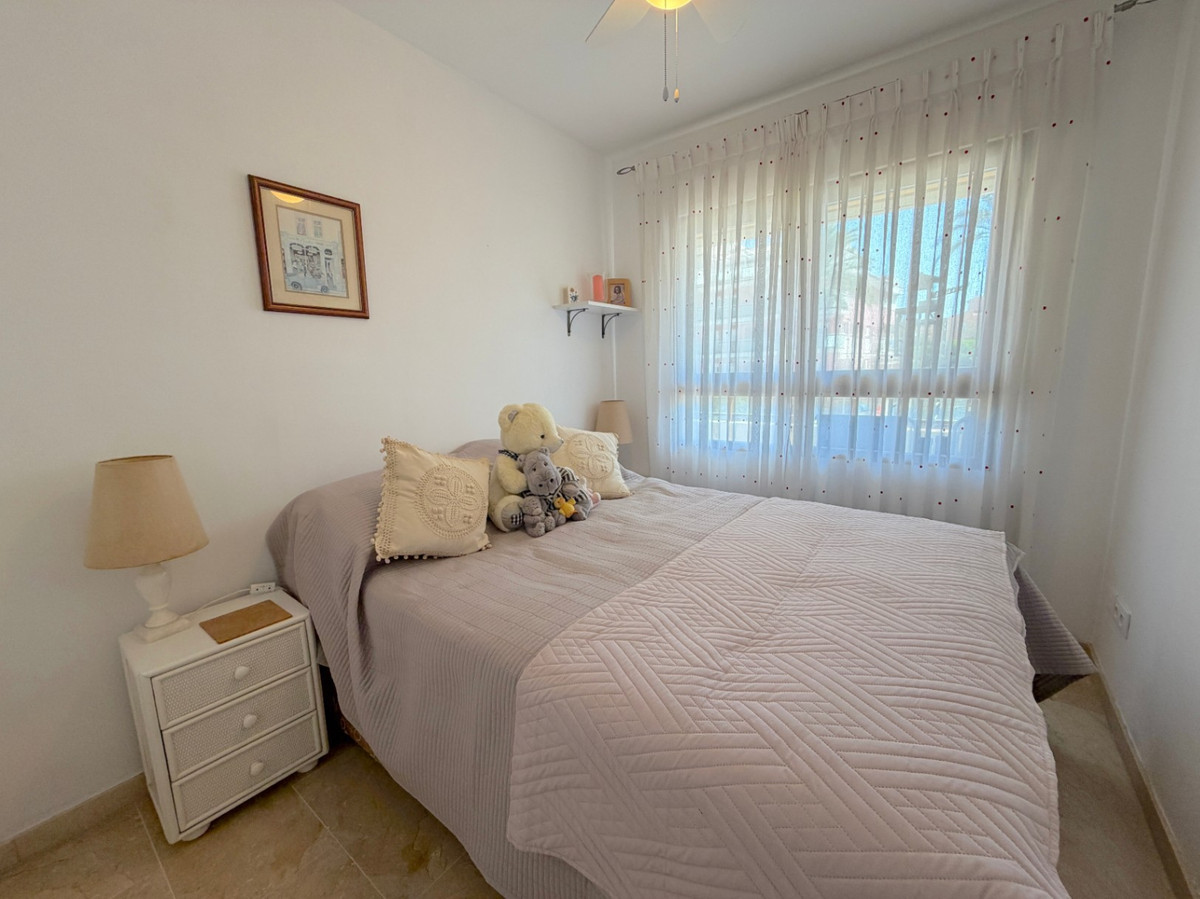 Se vende Apartamento Planta Media de 3 dormitorios en Costa Blanca, Alicante, España