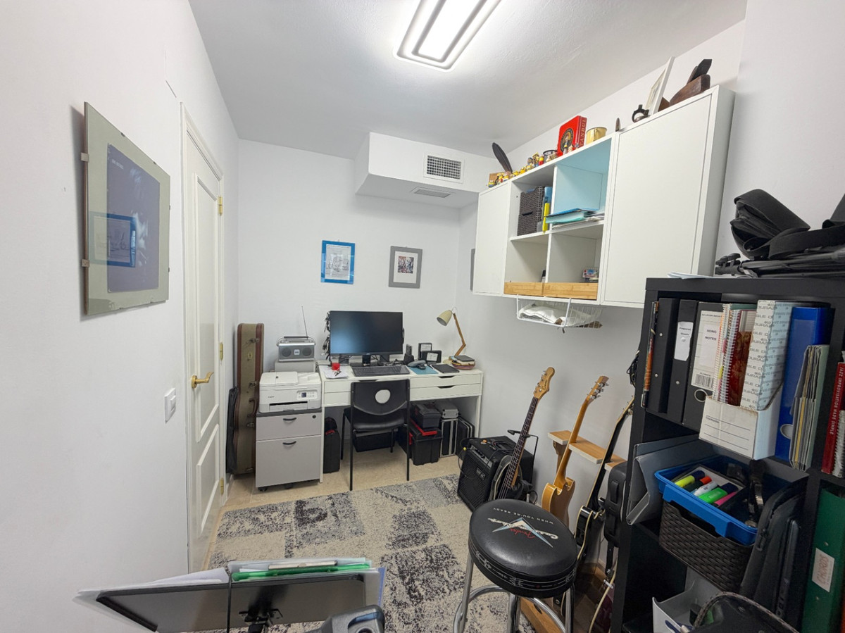 Se vende Apartamento Planta Media de 3 dormitorios en Costa Blanca, Alicante, España