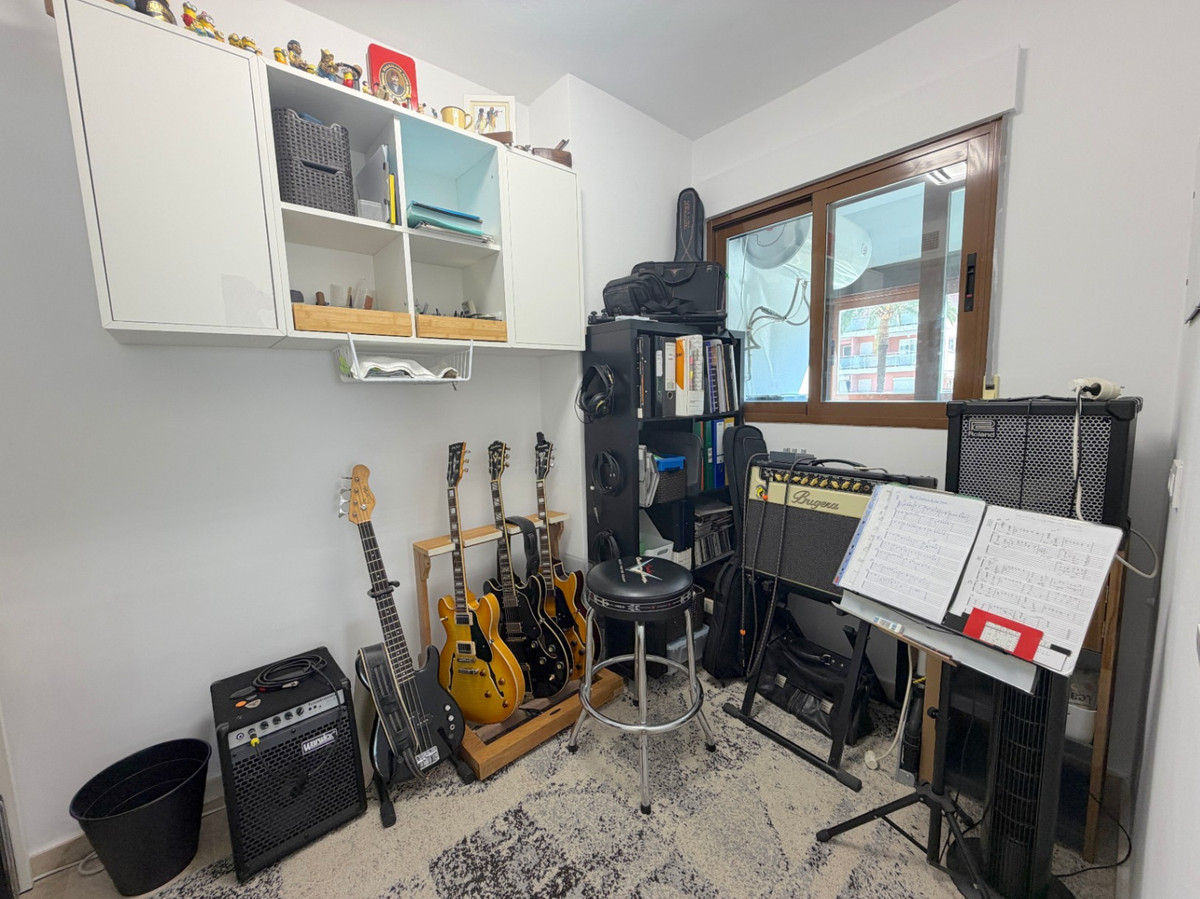 Se vende Apartamento Planta Media de 3 dormitorios en Costa Blanca, Alicante, España