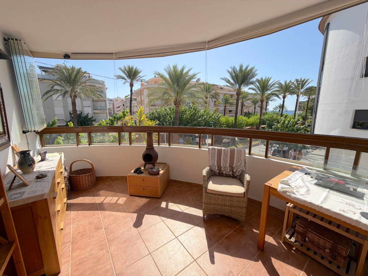 Se vende Apartamento Planta Media de 3 dormitorios en Costa Blanca, Alicante, España