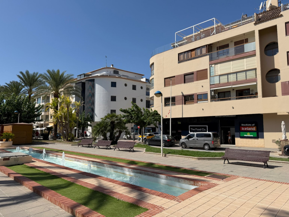Se vende Apartamento Planta Media de 3 dormitorios en Costa Blanca, Alicante, España