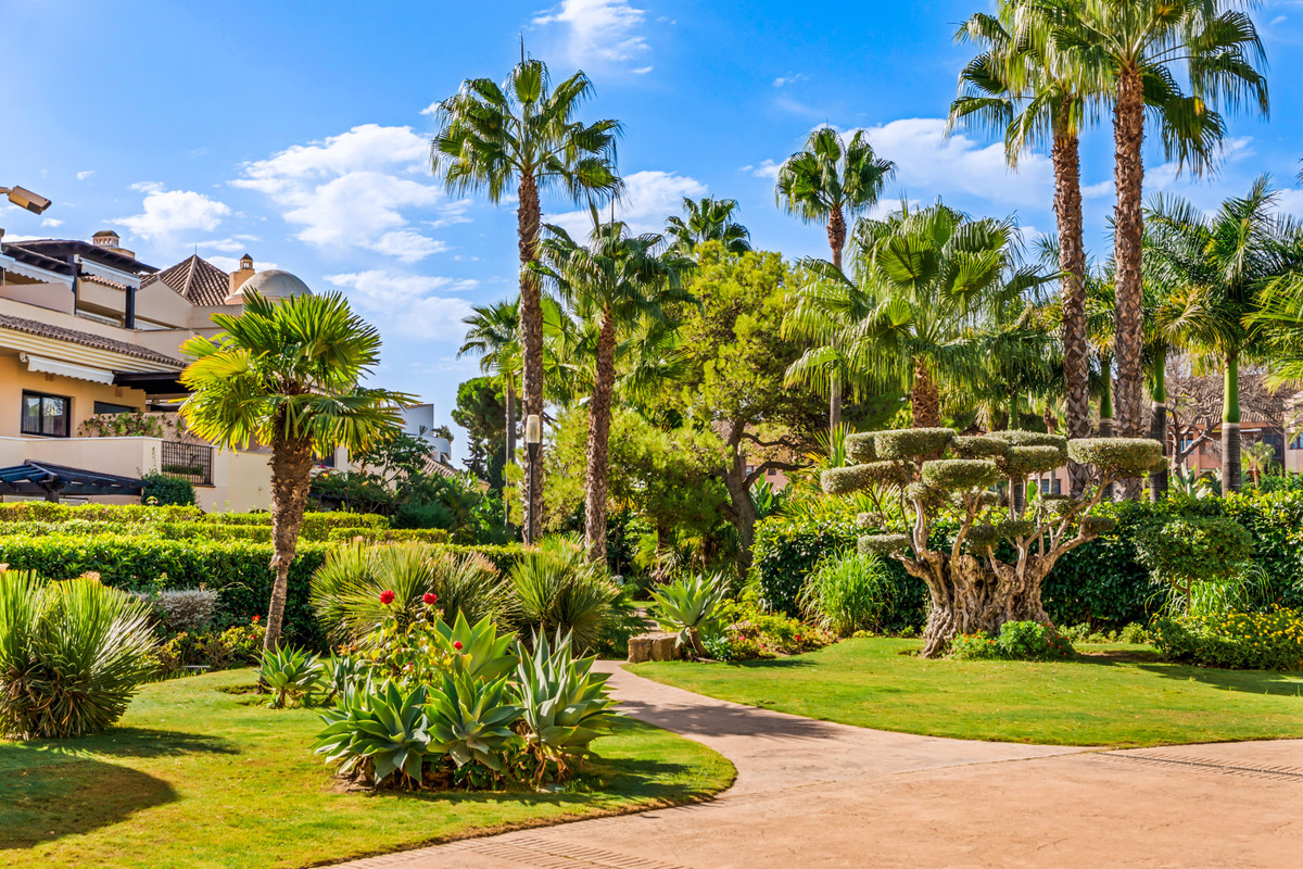 Se vende Apartamento Planta Baja de 2 dormitorios en Costa Del Sol, Málaga, España