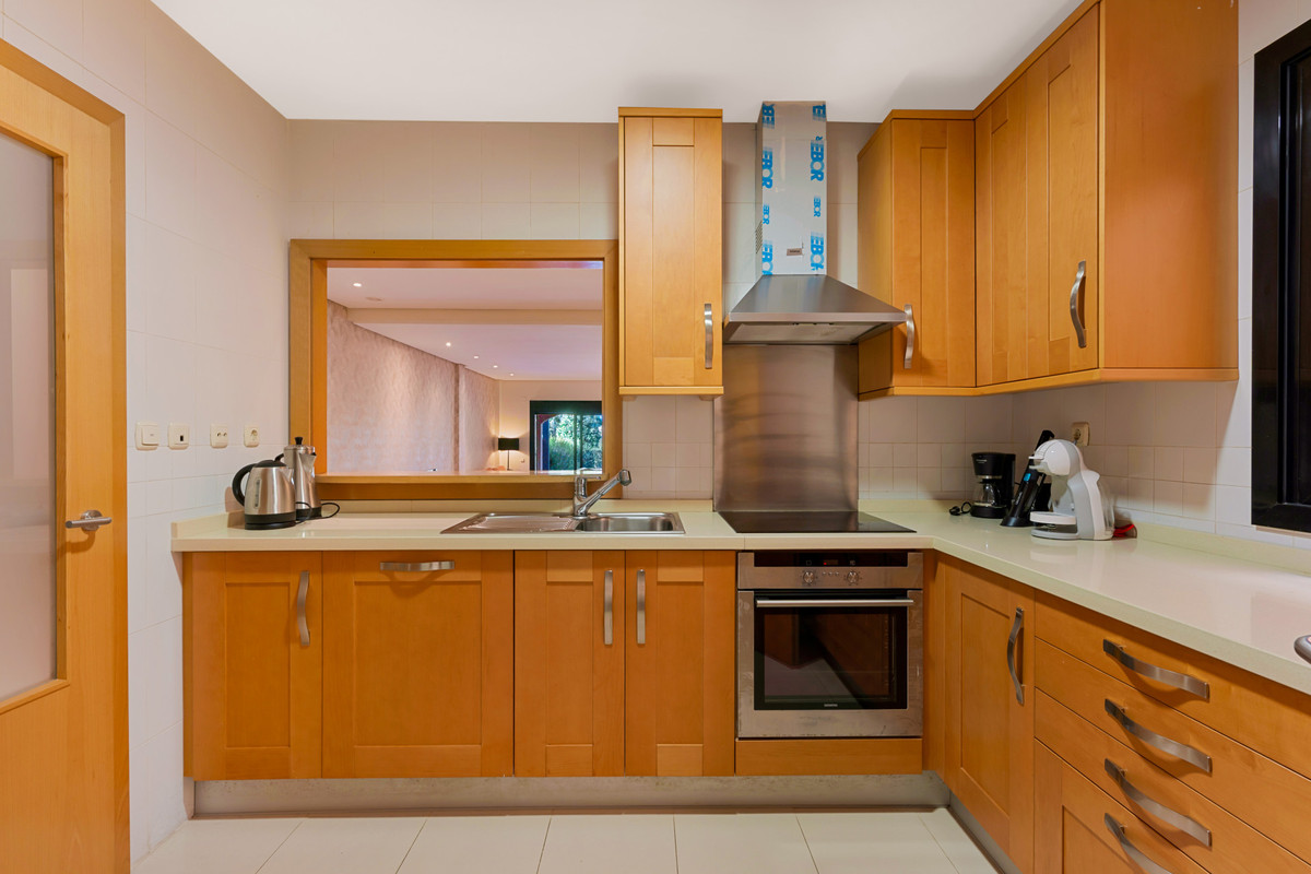 Se vende Apartamento Planta Baja de 2 dormitorios en Costa Del Sol, Málaga, España