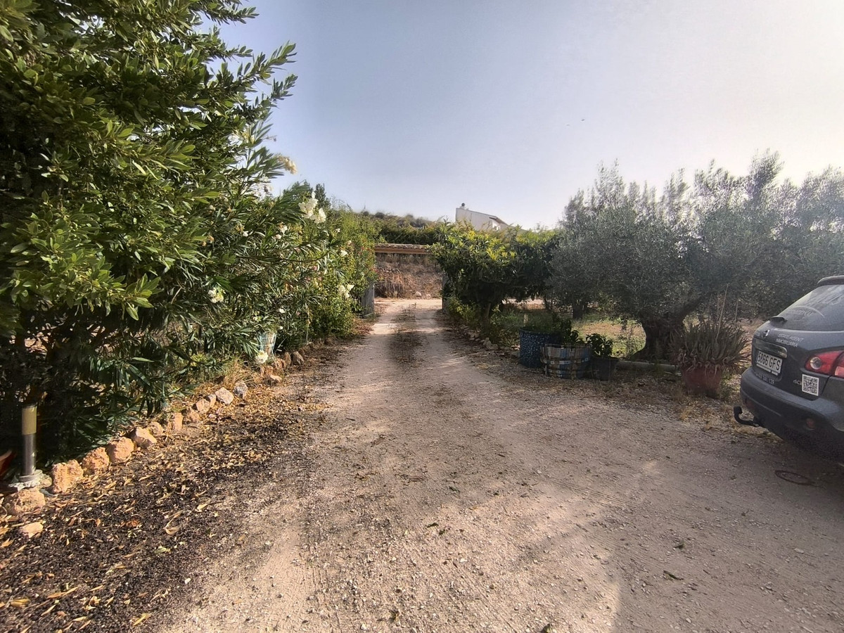 3 Bed Townhouse for sale in Pinoso Costa Blanca, Alicante, Spain