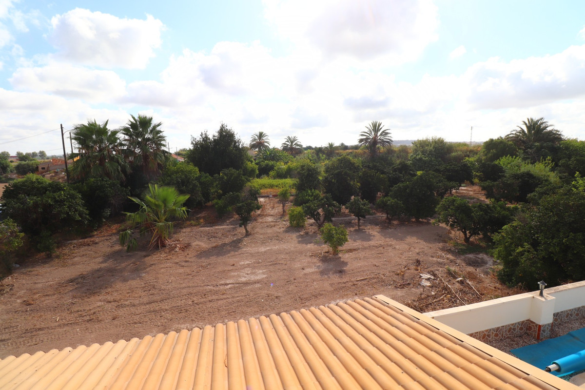4 Bed Townhouse for sale in Heredades Costa Blanca, Alicante, Spain